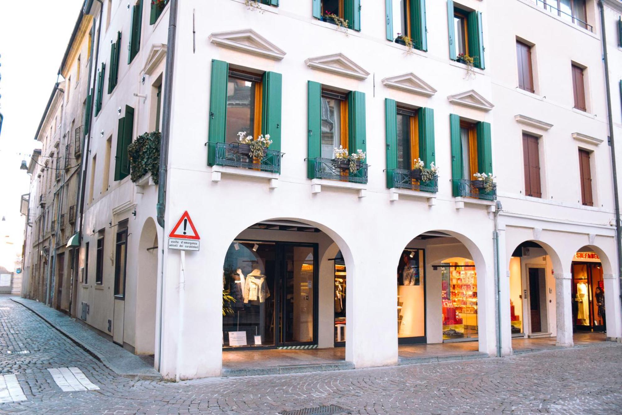 Duomo Luxury Home * * * * * San Paolo Cathedral Treviso Luaran gambar